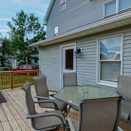 Newly Renovated 3 Bedroom House In The Heart Of Tannersville Exterior photo
